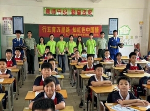 威廉体育williamhill师生开展“红色火炬工程 ” --赓续红色血脉,感悟革命初心